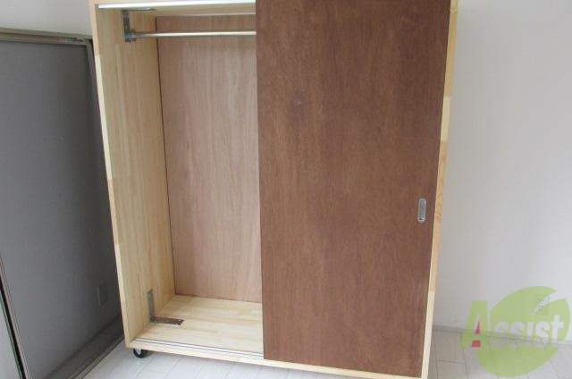 収納　可動式の収納です。