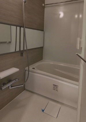 バス・シャワールーム　バスルーム