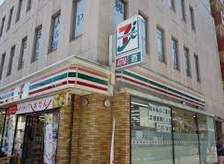 コンビニ　セブンイレブン 名古屋尾頭橋店（コンビニ）まで359m