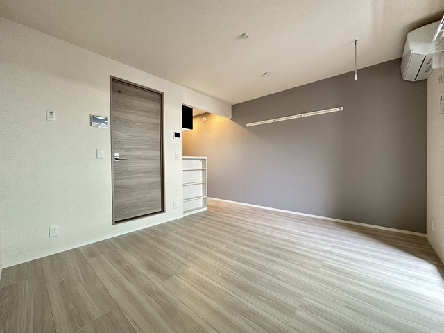 居室・リビング　同施工会社参考写真です