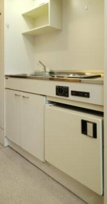 キッチン　ミニ冷蔵庫付?