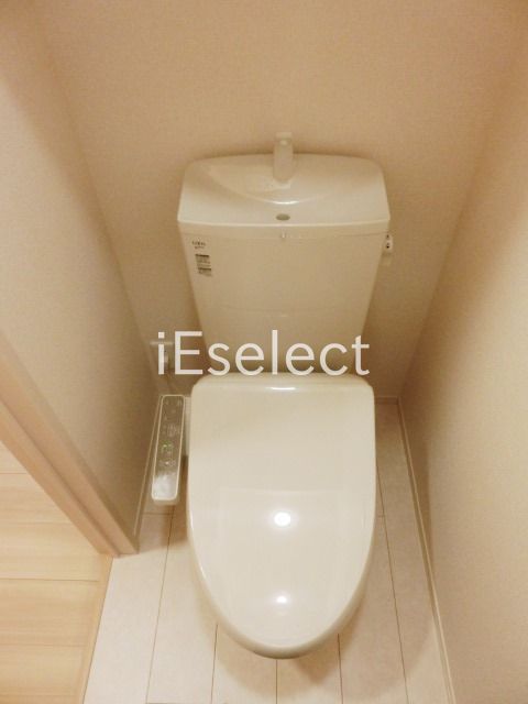 トイレ　ウォシュレット付きで快適ですね