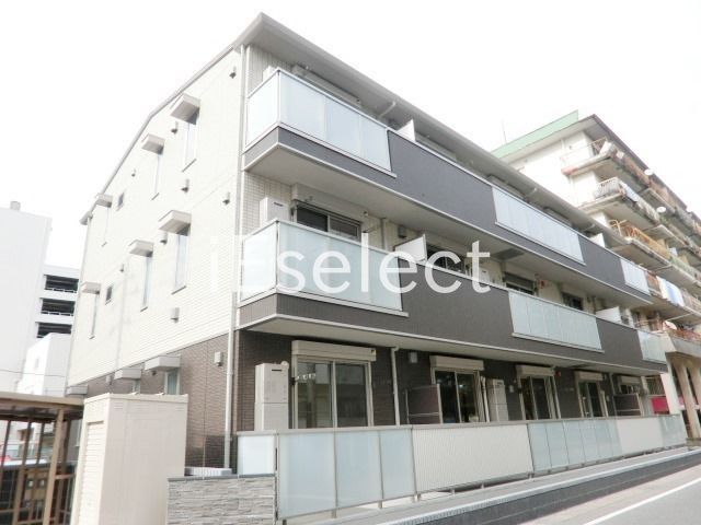 建物外観　2016年９月竣工の物件です。