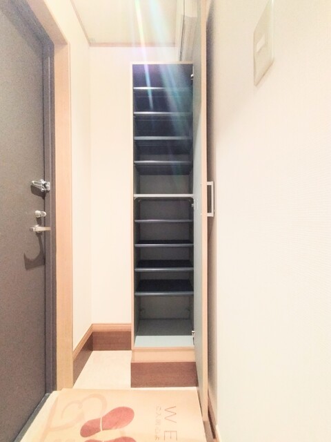 玄関　シューズボックスです♪