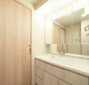 洗面設備　同仕様