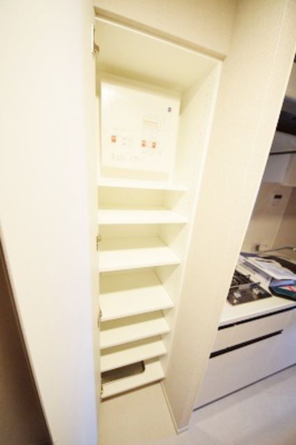 収納　シューズBOX