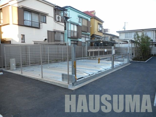 駐車場　駐車場