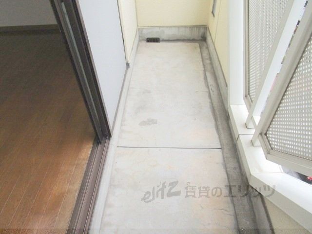 バルコニー　ベランダ