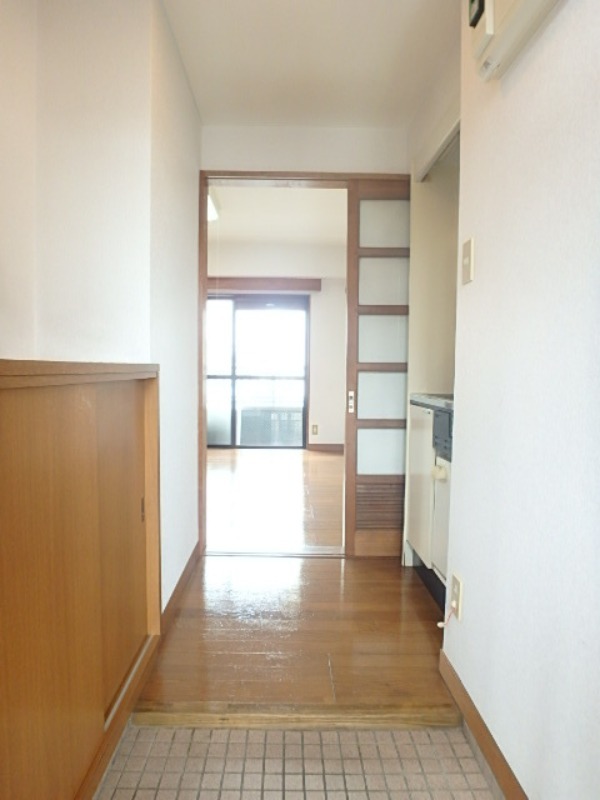 玄関　図面と現状に相違がある場合には現状を優先