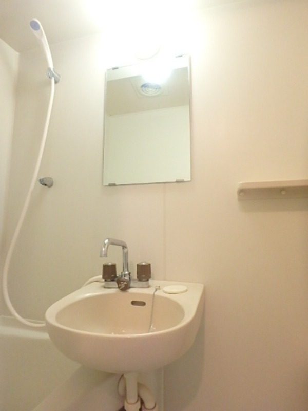 洗面設備　図面と現状に相違がある場合には現状を優先