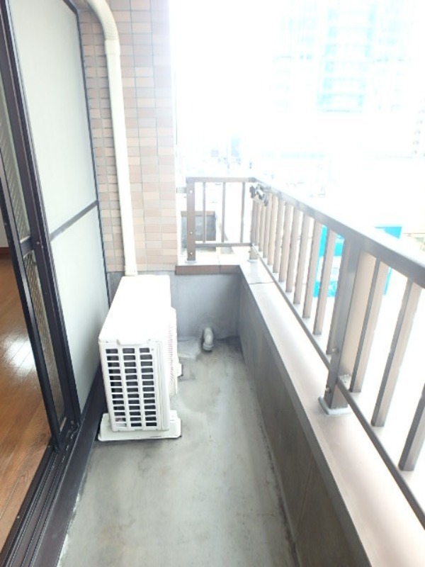 バルコニー　図面と現状に相違がある場合には現状を優先