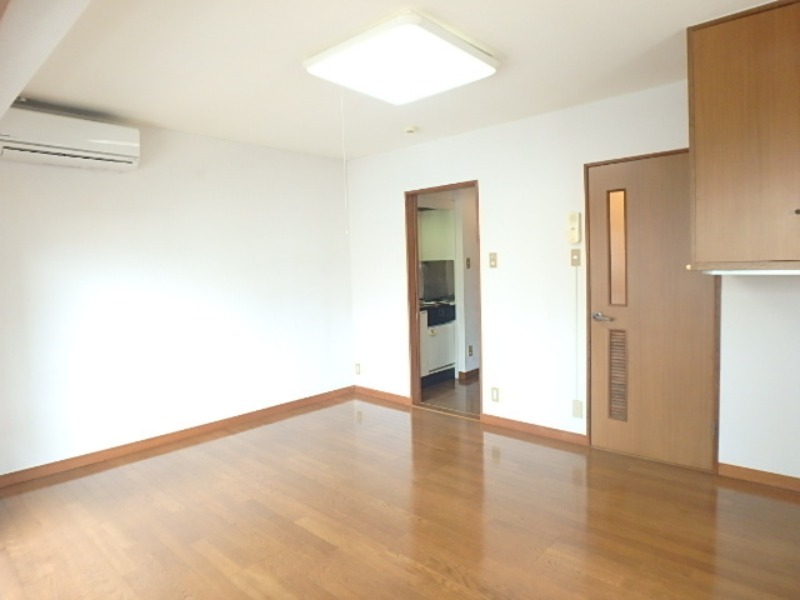 居室・リビング　図面と現状に相違がある場合には現状を優先