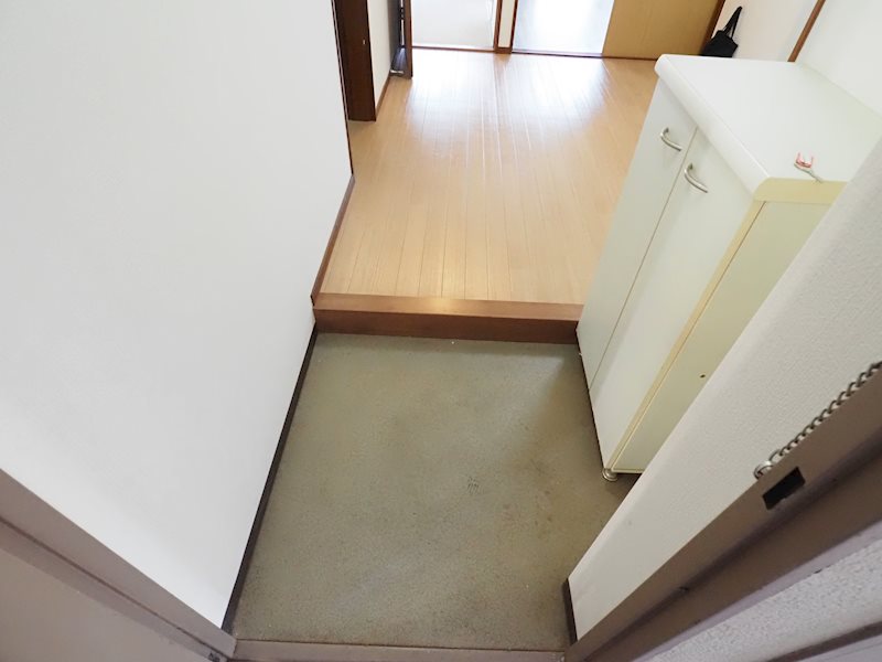 玄関　別号室の参考写真です。