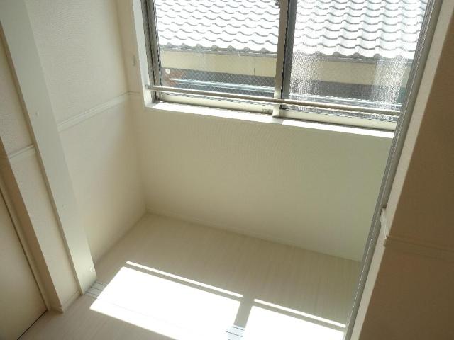 バルコニー　インナーバルコニー（イメージ）