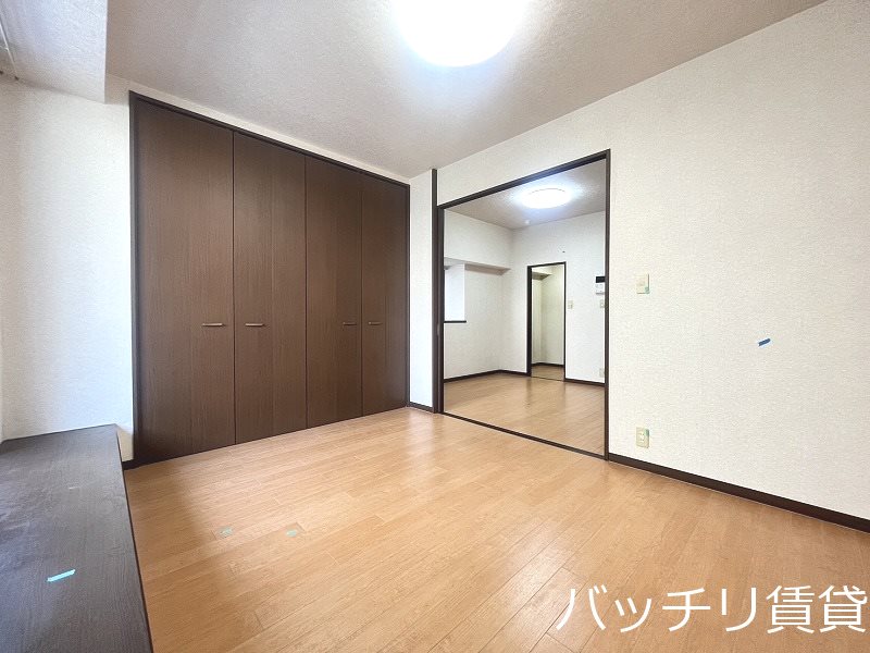 居室・リビング　別号室の画像の為、現状を優先いたします