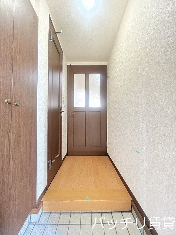 玄関　別号室の画像の為、現状を優先いたします