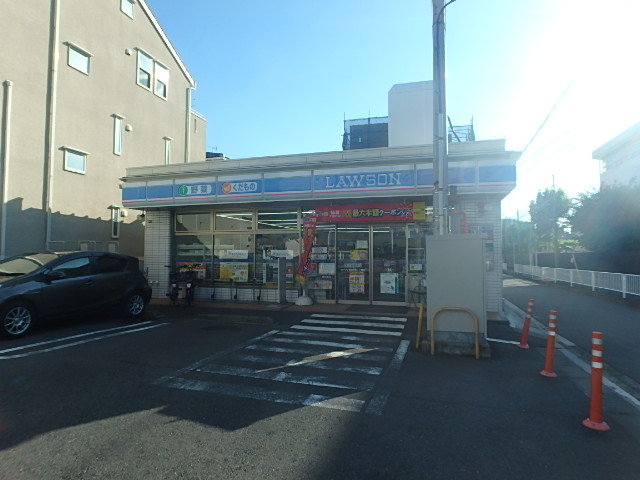 コンビニ　ローソン　横浜中央二丁目店（コンビニ）まで280m