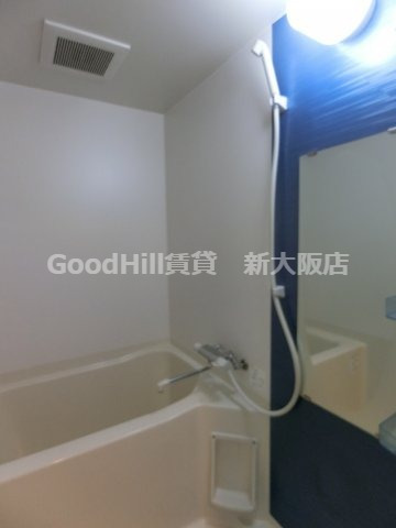 バス・シャワールーム　SERENiTE新大阪弐番館