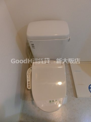トイレ　SERENiTE新大阪弐番館