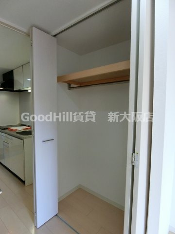 収納　SERENiTE新大阪弐番館