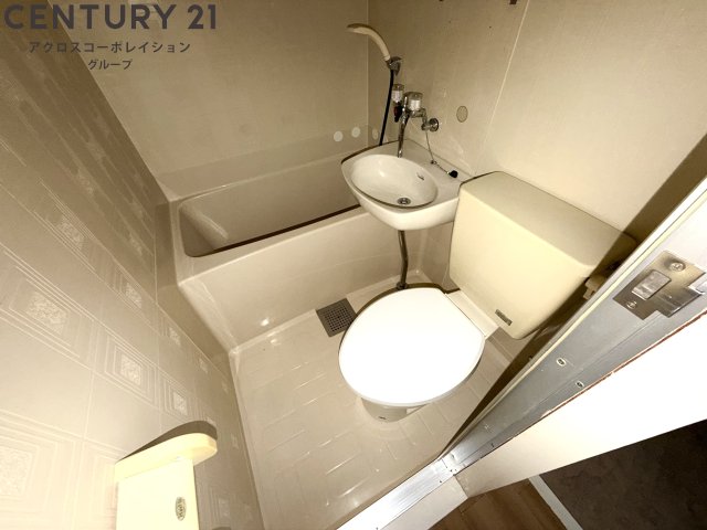 トイレ　落ち着いた色調のトイレです！