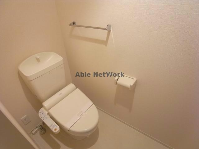 トイレ　温水洗浄便座付