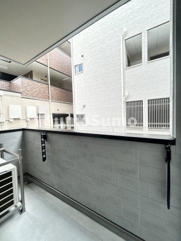 バルコニー　落ち着いた時間を過ごせるバルコニーです