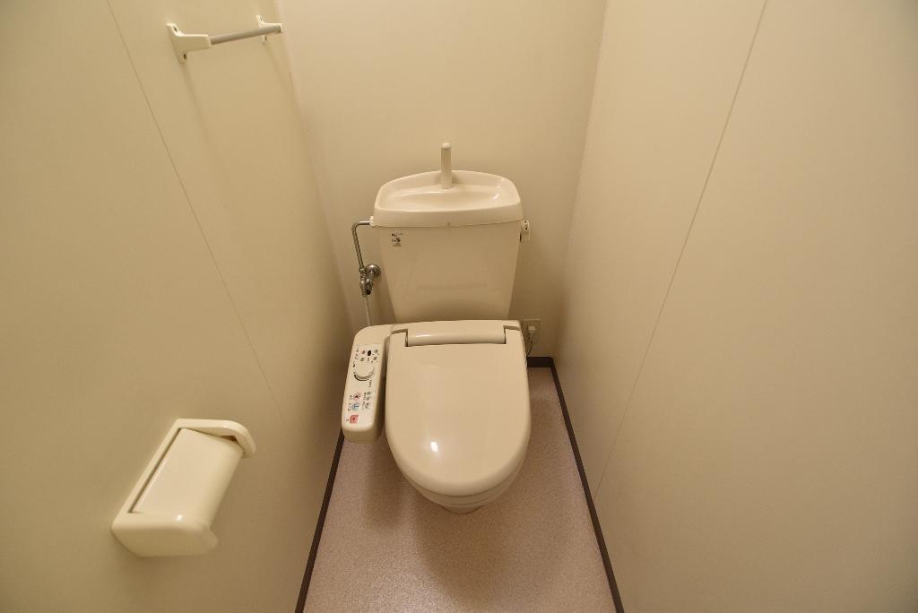 トイレ　シャワー付トイレ