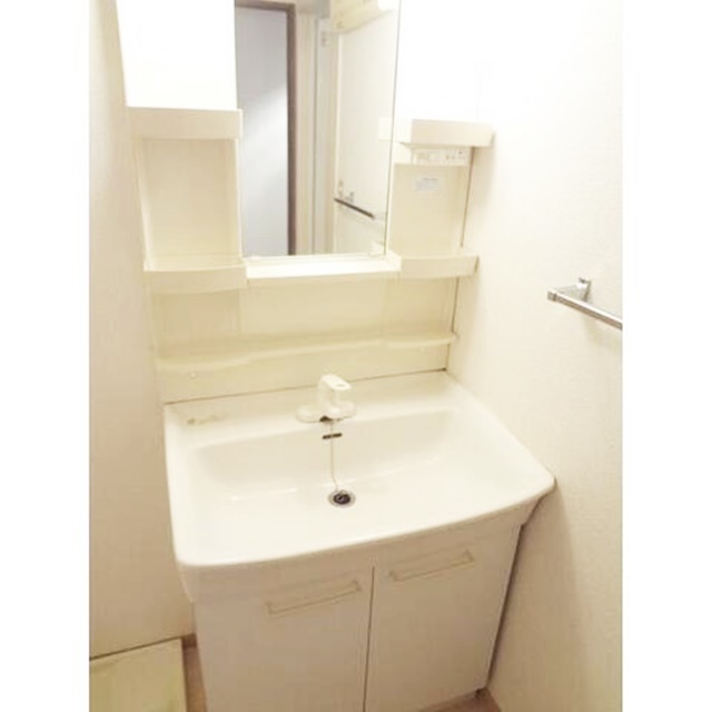 洗面設備　同仕様