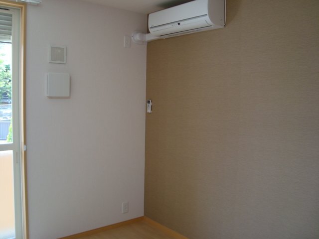 その他設備　エアコン付洋室