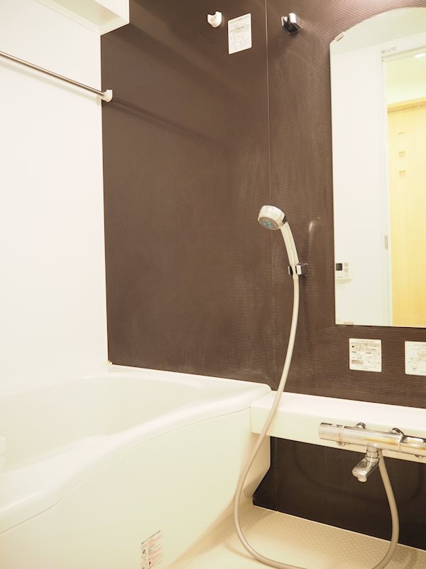 バス・シャワールーム　人気のバストイレ別♪（同一仕様写真）