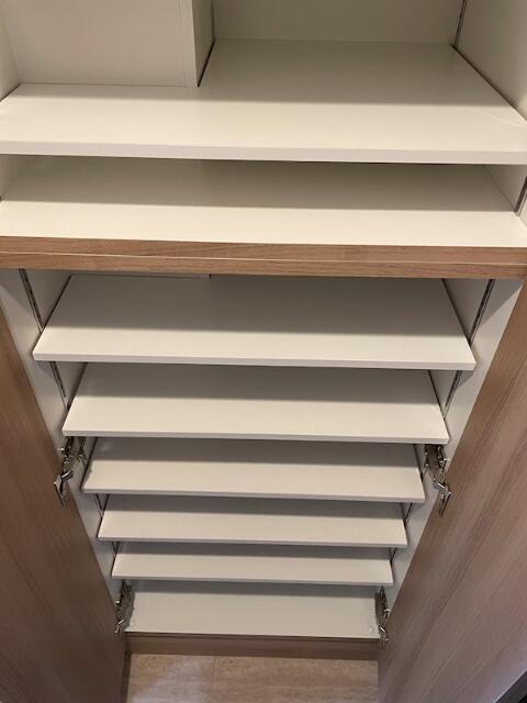 収納　シューズボックス