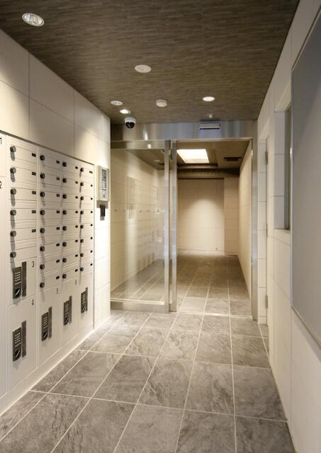 ロビー　メールボックス