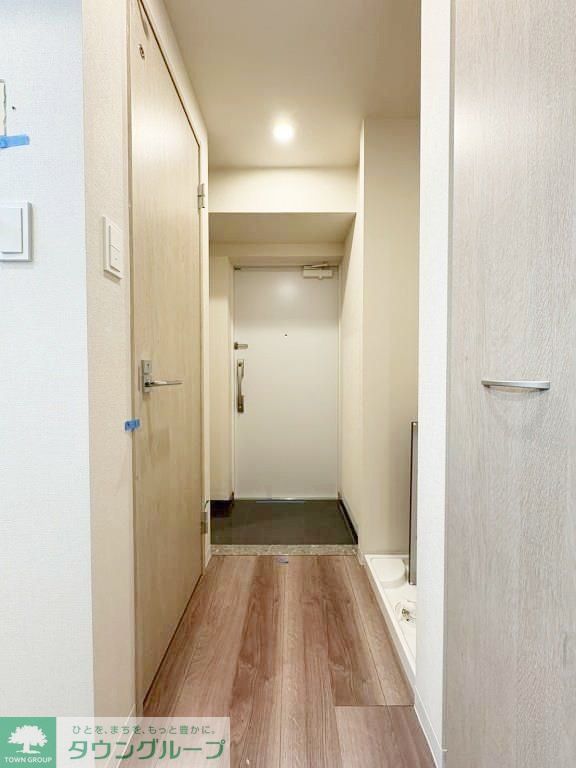 玄関　お部屋探しは株式会社　タウンハウジング　までお気軽にお問合…