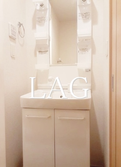 洗面設備　洗面台です。