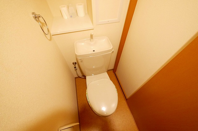 トイレ　ゆったりとした空間のトイレです