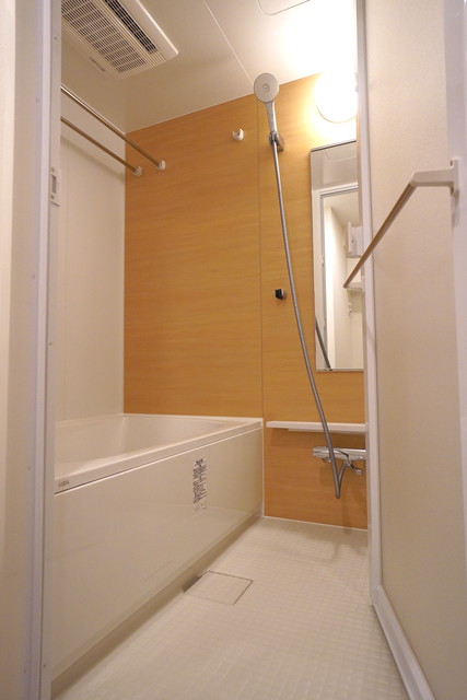 バス・シャワールーム　※写真は同タイプ住戸です。