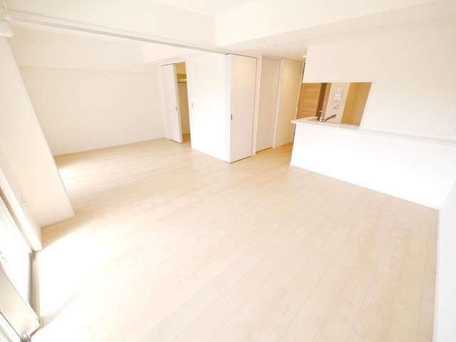 居室・リビング　★賃貸物件のお問い合わせはタウンハウジング登戸店まで★