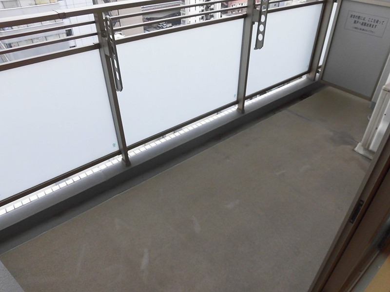 バルコニー　※同仕様写真含む