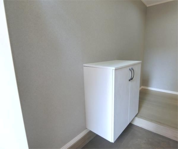 玄関　現況優先