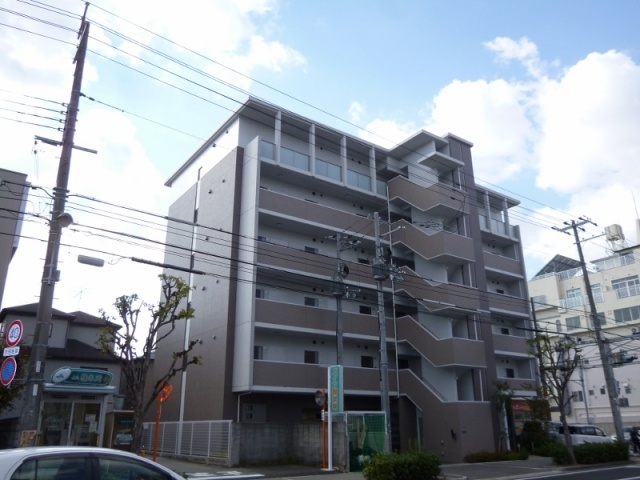 建物外観　安心のオートロック付き♪