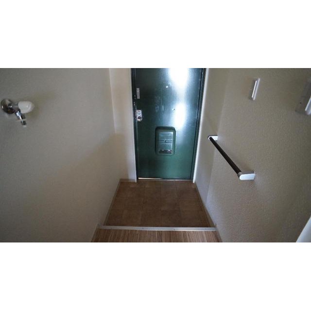 玄関　同仕様タイプ