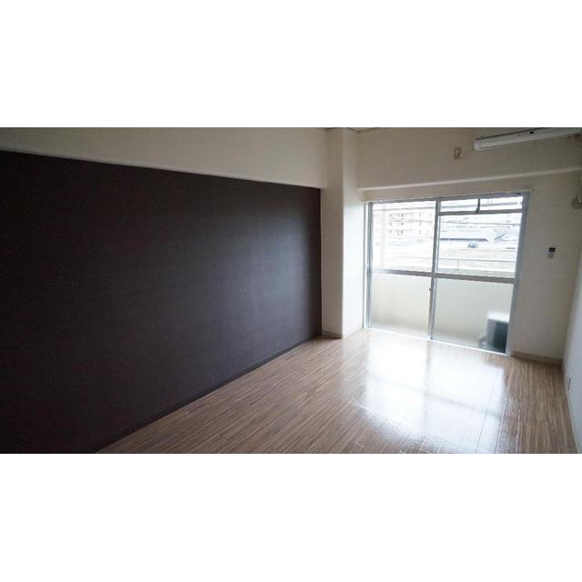 居室・リビング　同仕様タイプ