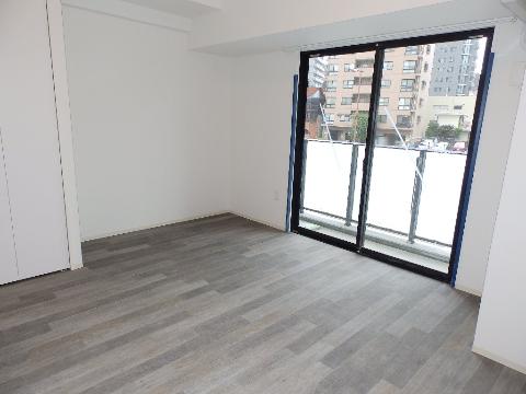 居室・リビング　室内