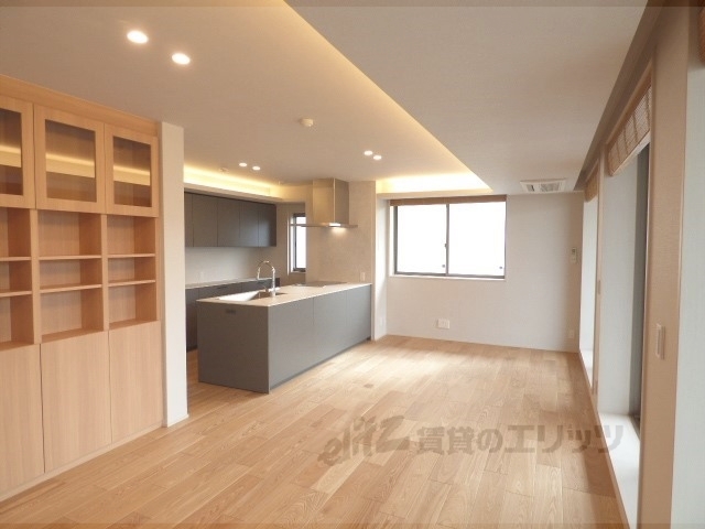 居室・リビング　リビング