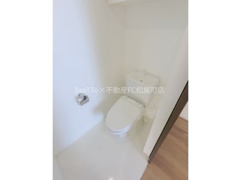 トイレ　トイレ（ウォシュレット付）