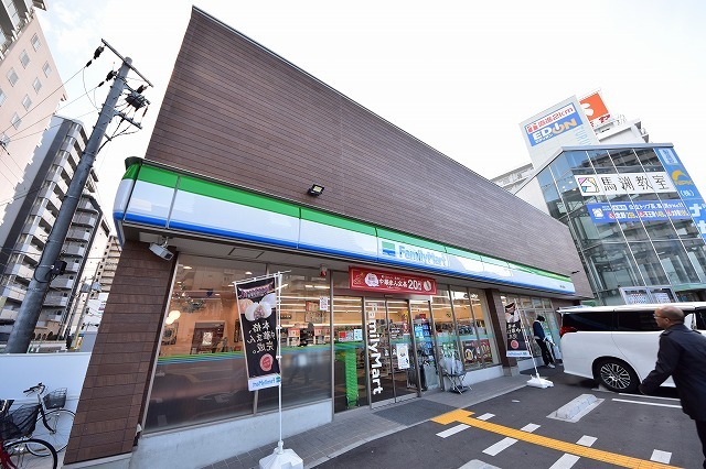コンビニ　ファミリーマート　城東今福東（コンビニ）まで56m
