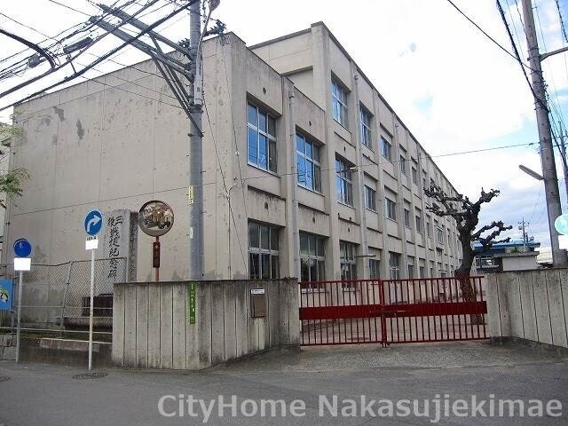 小学校　川内小学校（小学校）まで1156m