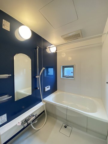 バス・シャワールーム　追い焚き機能・浴室暖房乾燥機付きバスルーム♪