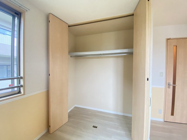 収納　洋室6.5帖のお部屋にあるクローゼットです♪